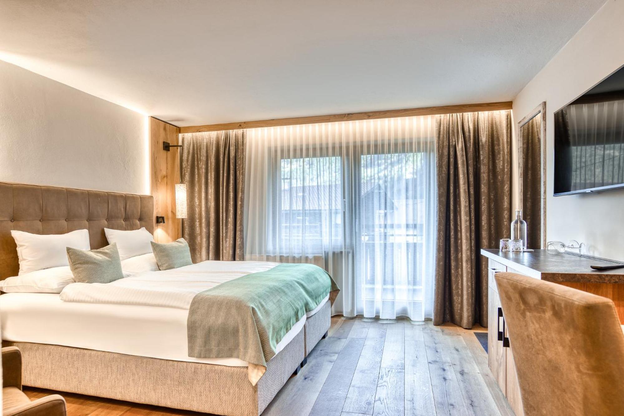 Hotel Habicher Hof 4 Oetz Buitenkant foto